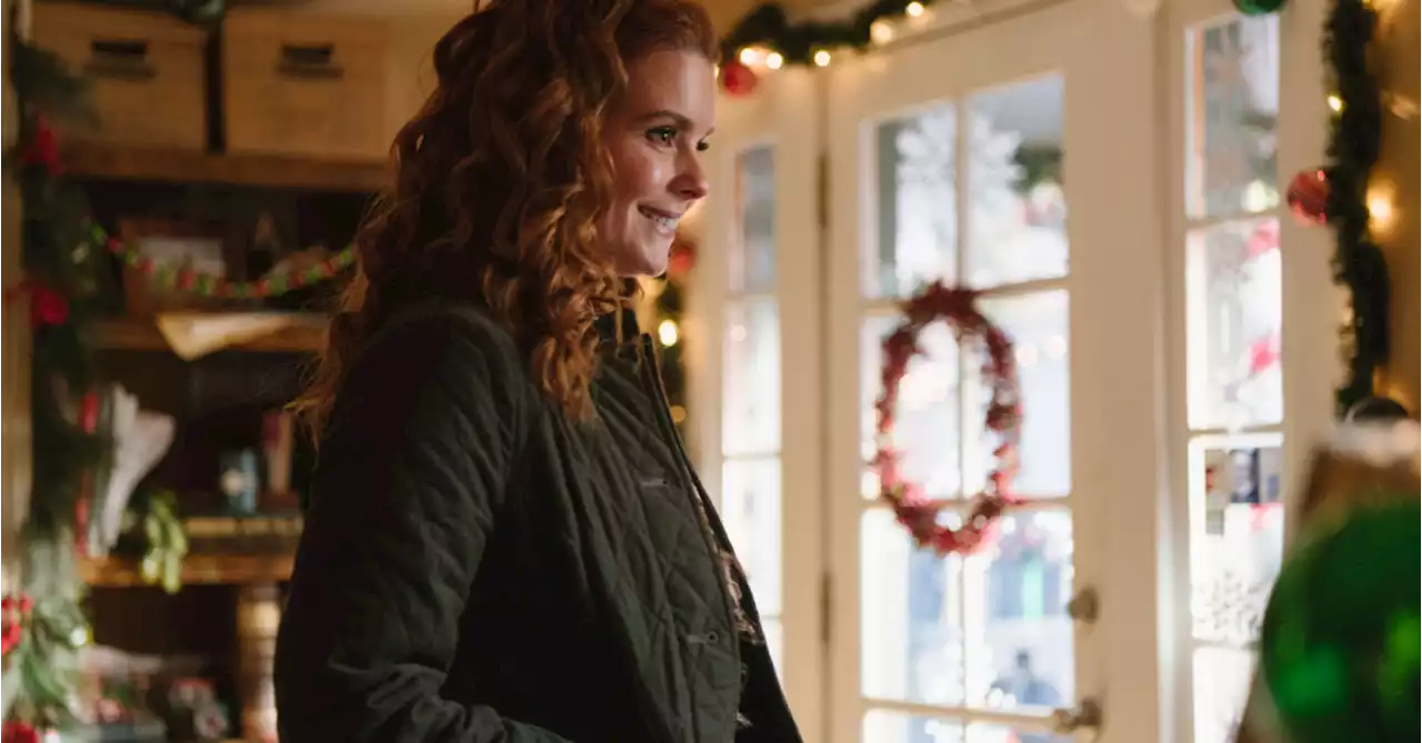 Christmas with the Campbells: JoAnna Garcia-Swisher on Holiday Comedy