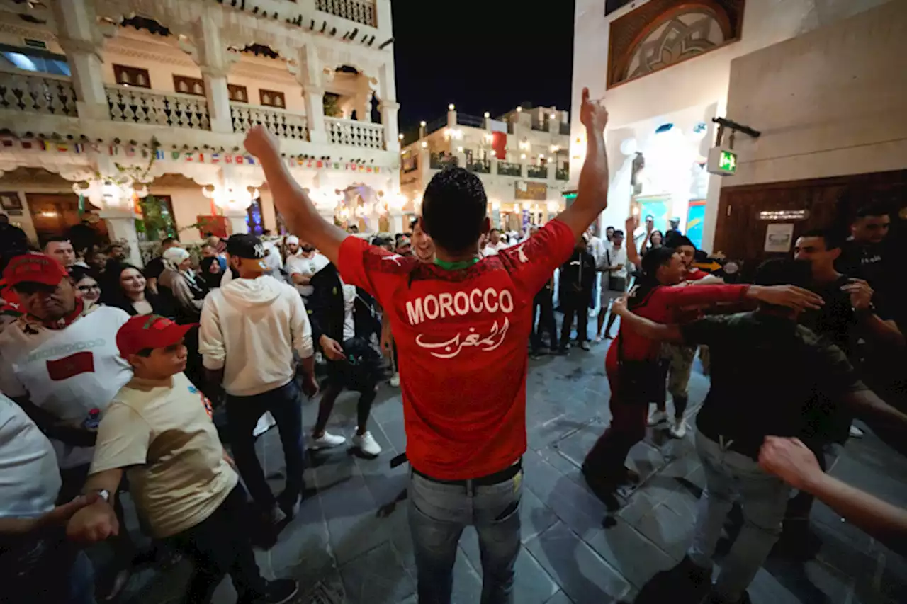 Arab fans in Qatar rally behind Morocco at World Cup - BusinessMirror