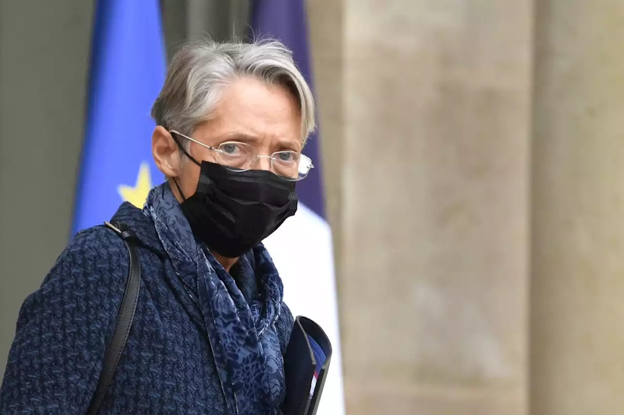 Covid-19 : Elisabeth Borne appelle les Français à se faire vacciner avant les fêtes de fin d’année