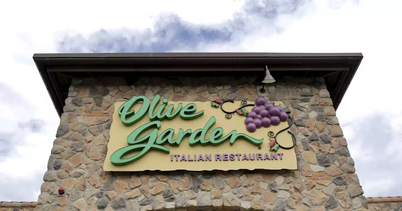 'Go work somewhere else': Olive Garden manager fired for harsh time-off message