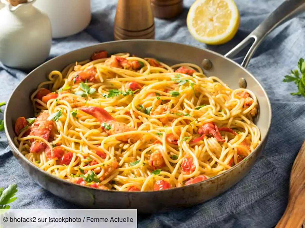 Linguine aux calamars et sauce à la saucisse italienne de Cyril Lignac : la recette gourmande