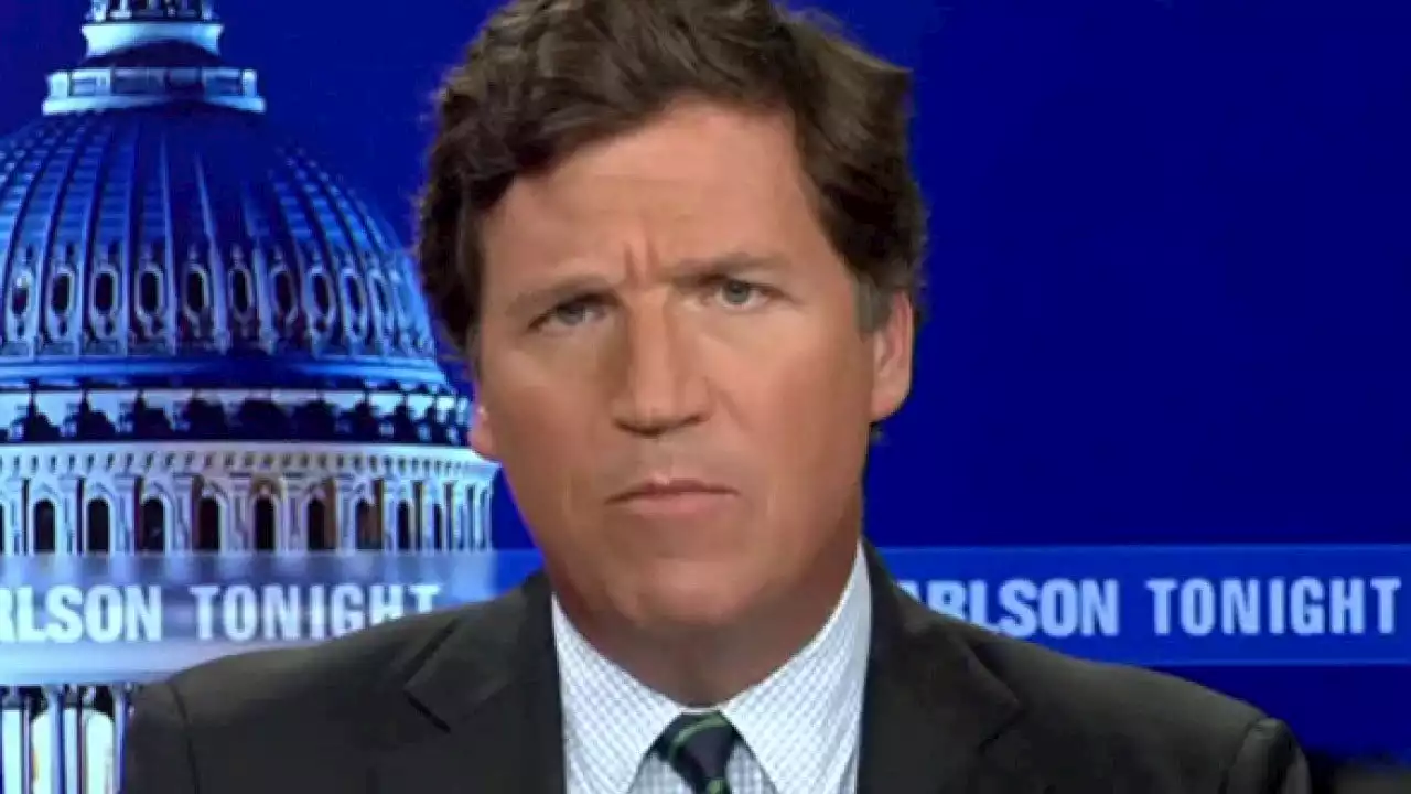 TUCKER CARLSON: Republicans are colluding to allow border crisis to continue