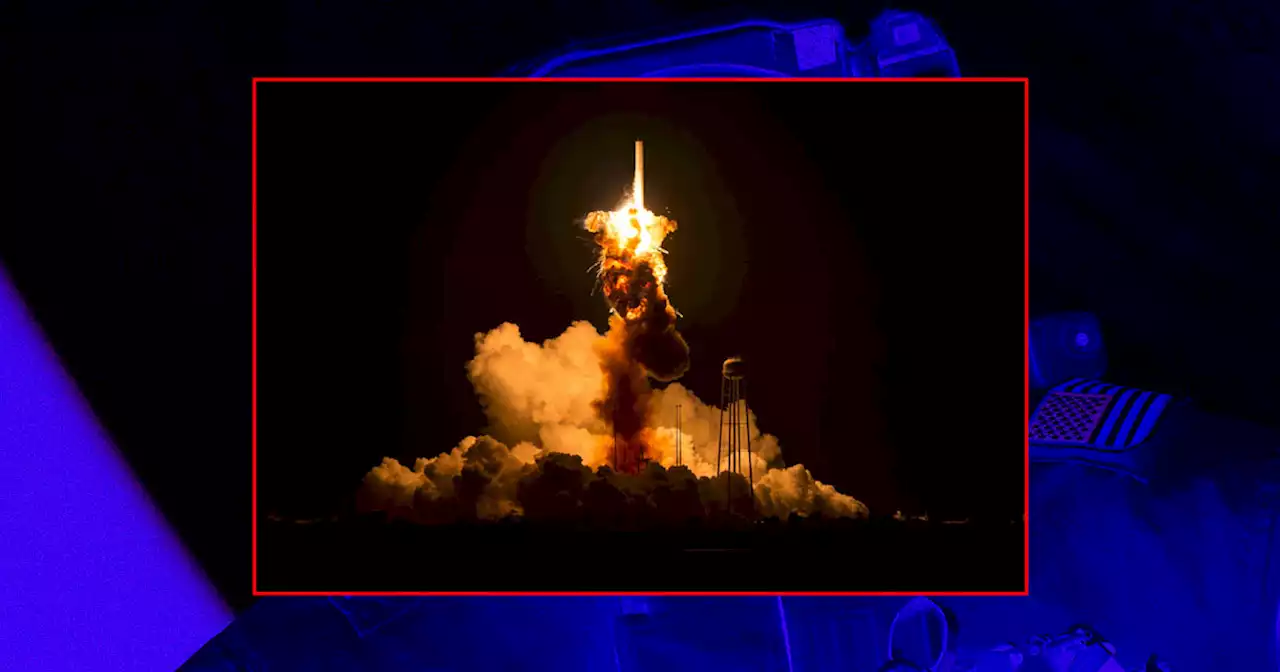 Space Tourism Company's Website Accidentally Shows Photo of Rocket Exploding