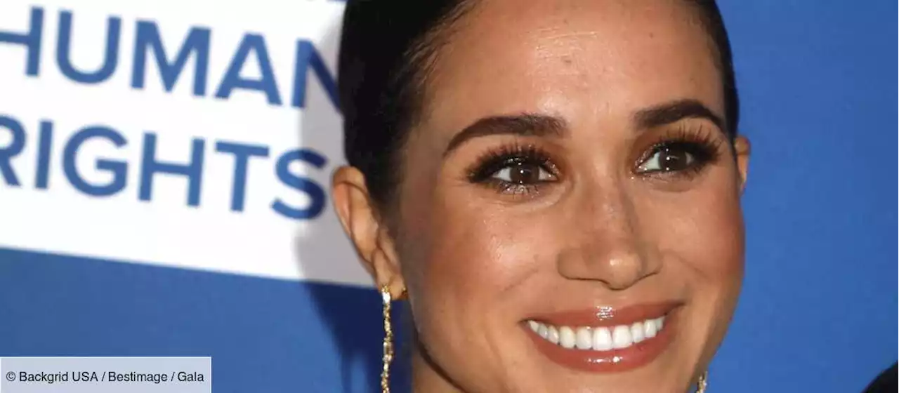 PHOTOS – Meghan Markle renversante dans une robe blanche d’une marque de luxe française - Gala