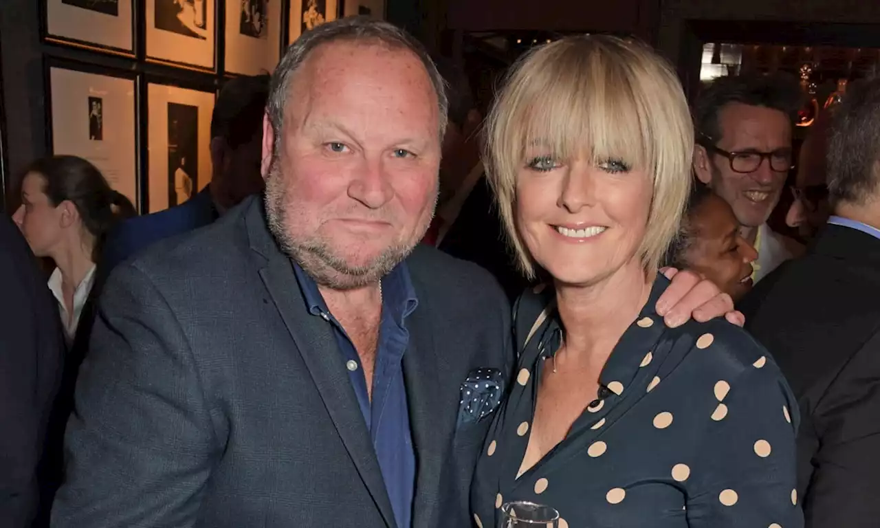 Jane Moore confirms split with 'best friend' Gary live on Loose Women