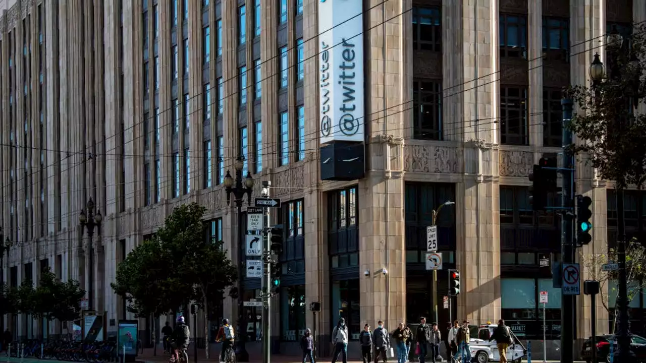 SF Dept. of Building Inspection investigating complaint Twitter offices converted to 'motel rooms'