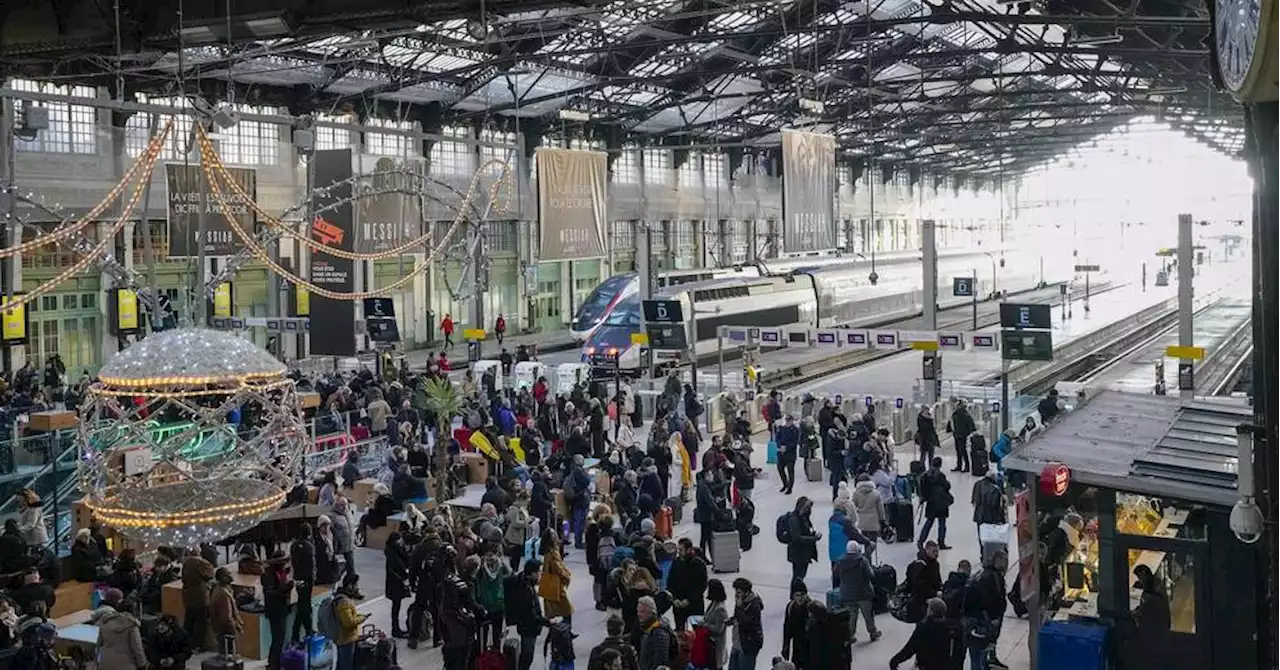 Grève à la SNCF : y aura-t-il des trains pour Noël ?