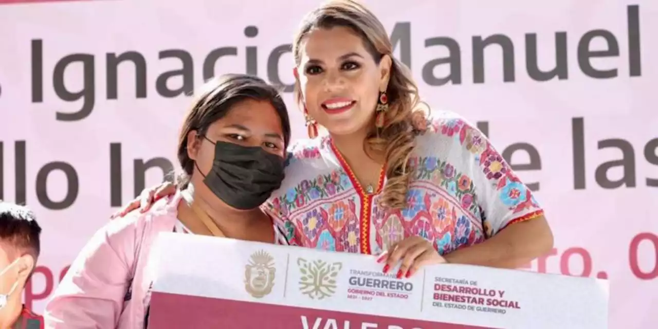 Entrega Evelyn Salgado más de 3 mdp de inversión directa estatal en becas y apoyos productivos a mujeres de la zona Norte