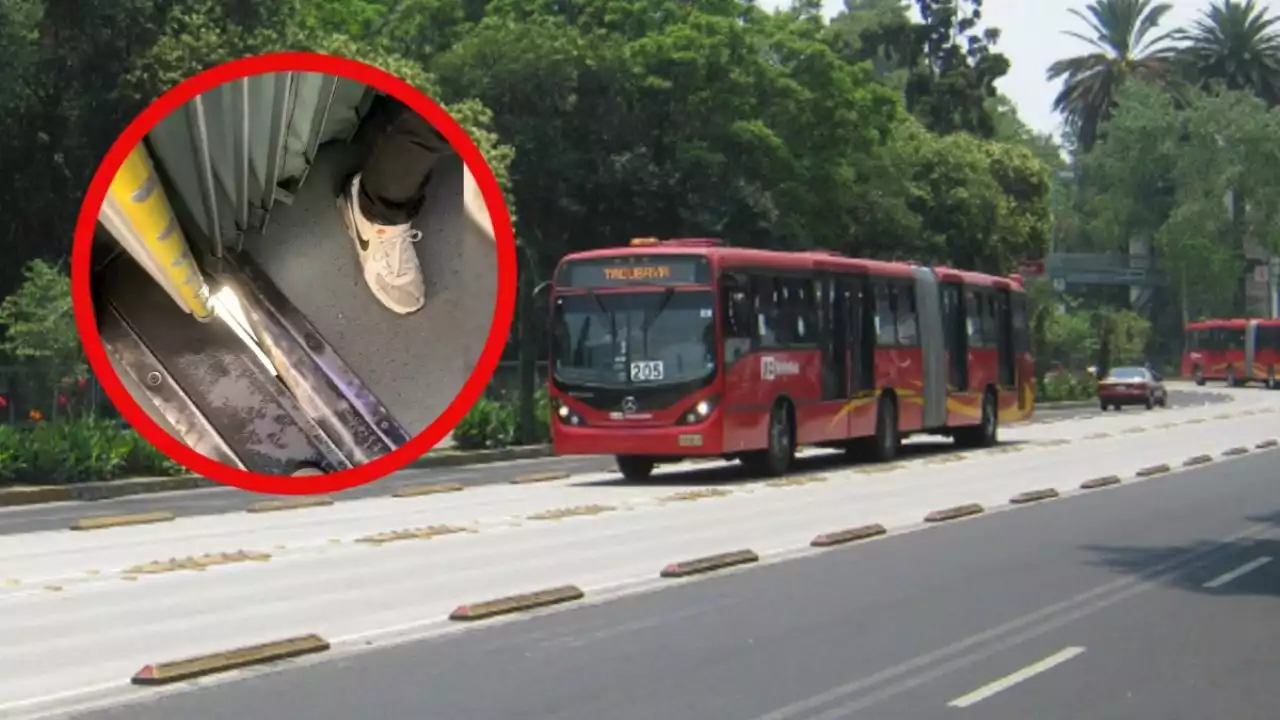 VIDEO: captan una grieta en el piso de una unidad del Metrobús de la CDMX