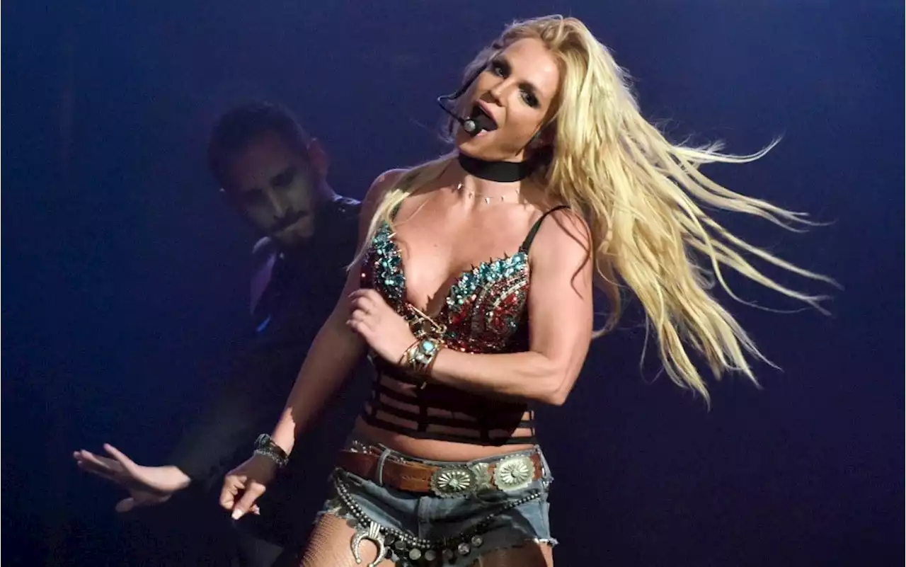 Britney Spears officially steps away from Instagram