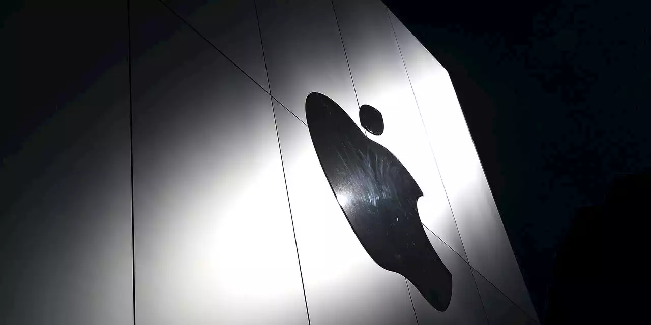 Apple downsizes, delays its autonomous car plans: report