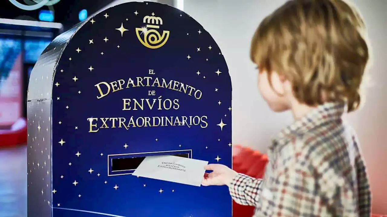 Correos instala 500 buzones de Navidad en sus oficinas