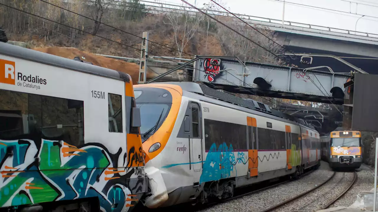 Un choque de trenes en Barcelona dejó al menos 155 personas heridas | Todos resultaron con lesiones leves