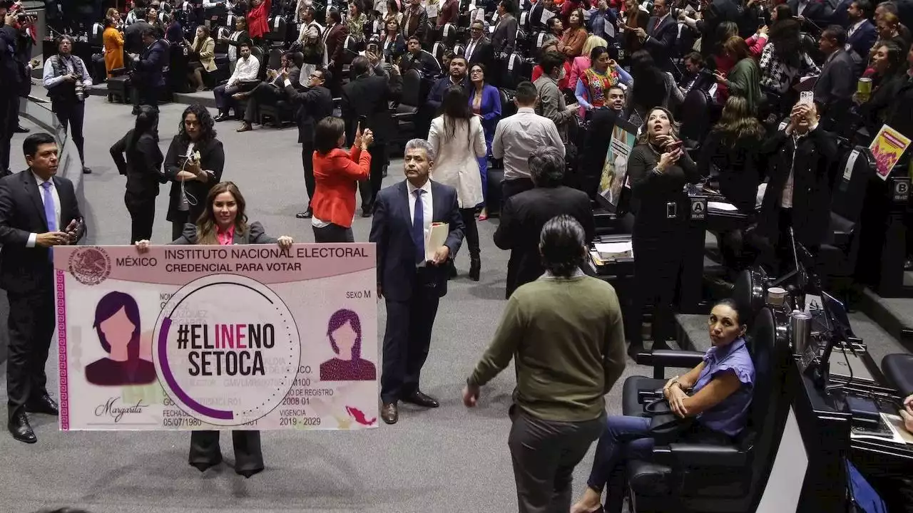 Morena y aliados aprueban en 'fast track' el Plan B de la reforma electoral de AMLO