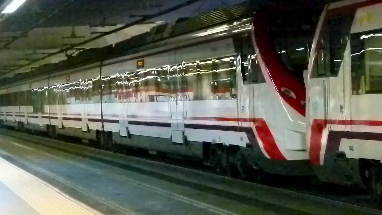 155 heridos en un choque de trenes en Montcada