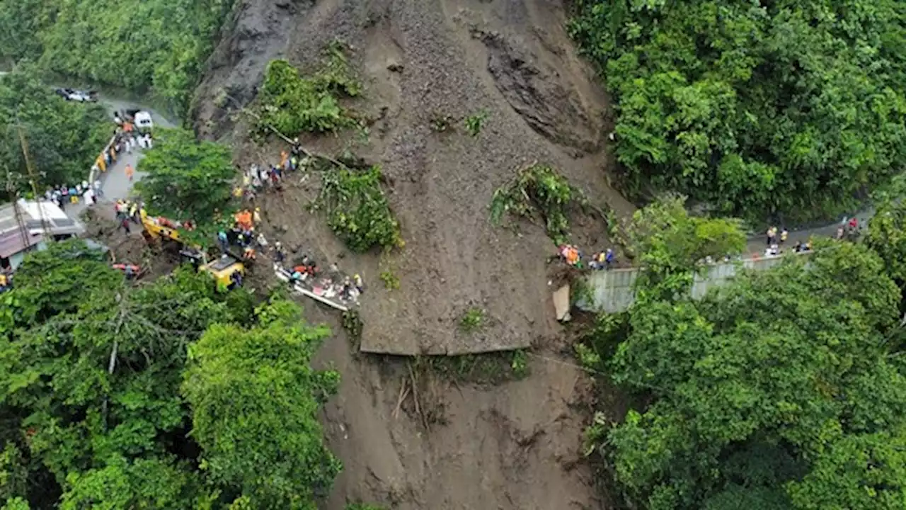 Colombia: al menos 33 muertos en un autobús sepultado por alud