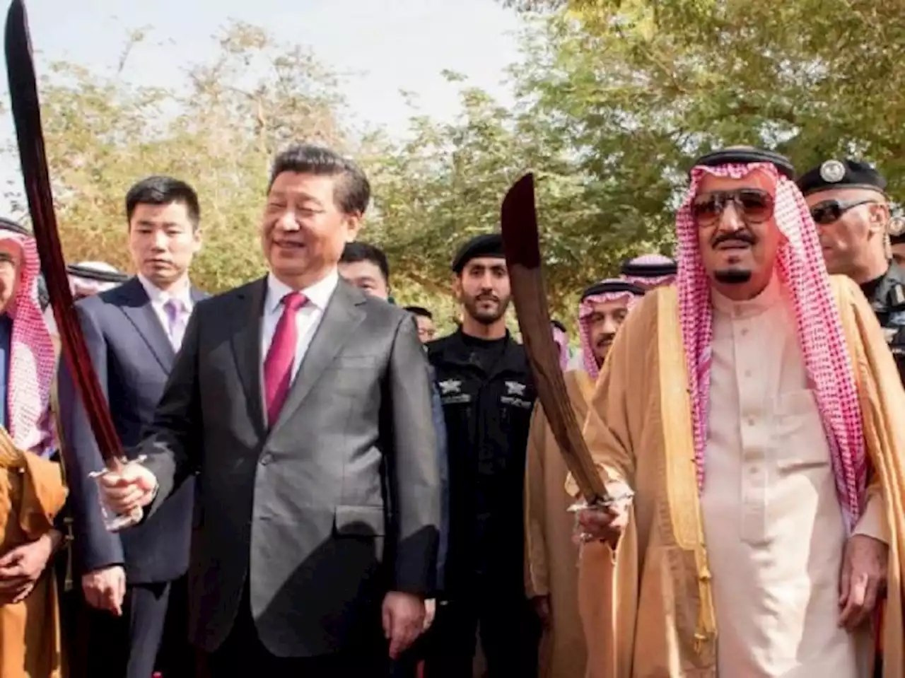 Xi Jinping Kunjungi Arab Saudi, Teken Perjanjian Rp458 Miliar