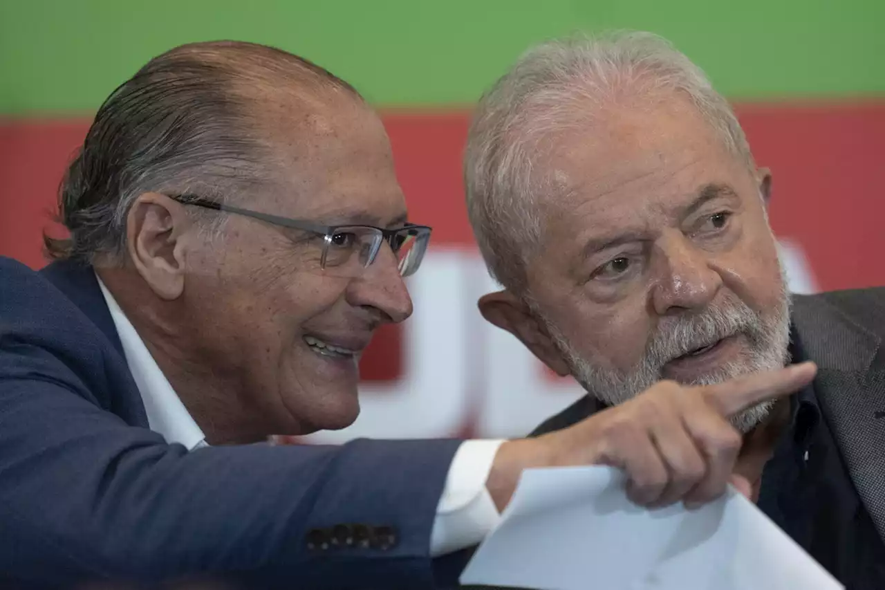 TSE aprova prestação de contas da chapa Lula-Alckmin