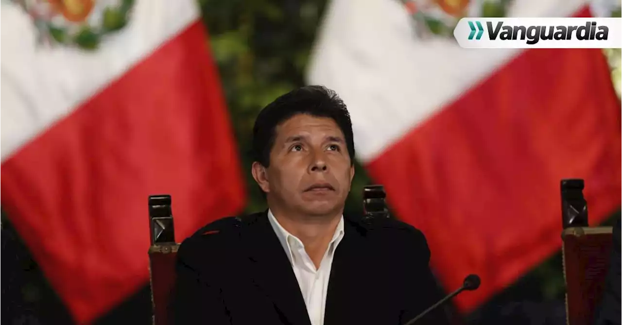 Congresistas denuncian un golpe de Estado del presidente Castillo en Perú