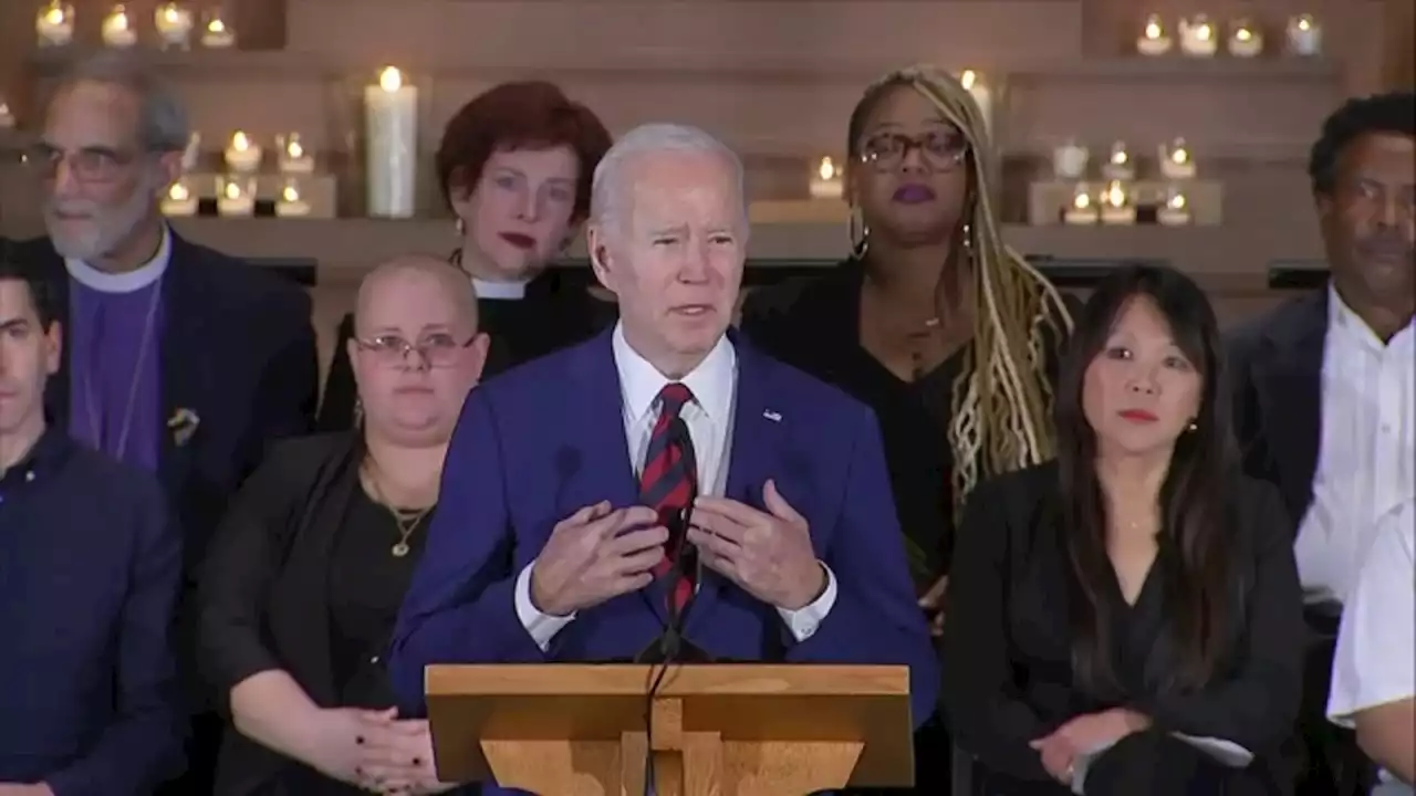 Highland Park shooting survivors join DC rally, call on Congress to ban assault weapons