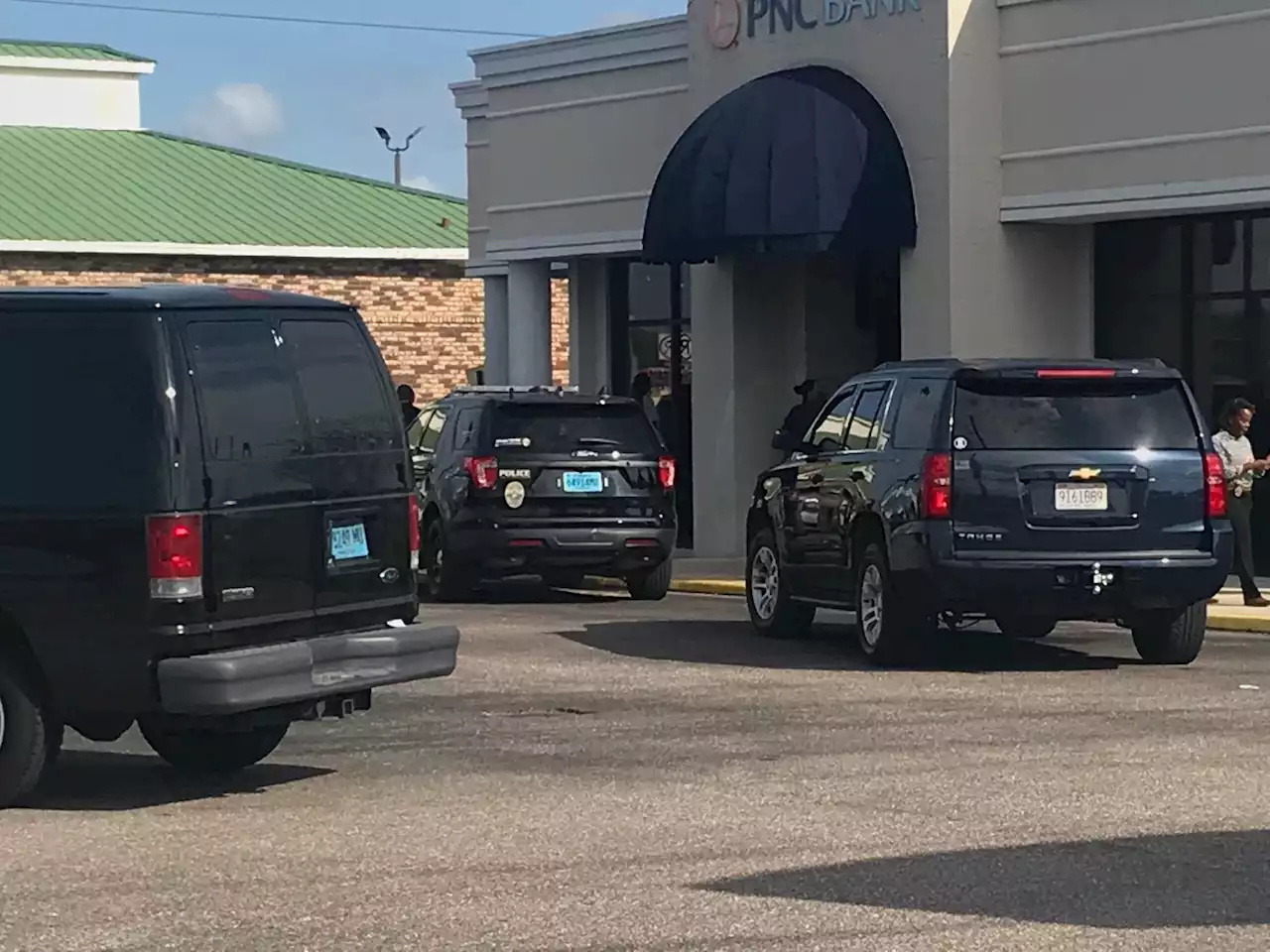 Montgomery police investigate bank robbery on Eastern Blvd. - Alabama News