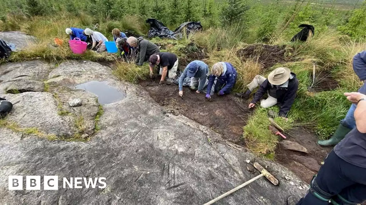 Neolithic stone axe grinding site uncovered near Stirling