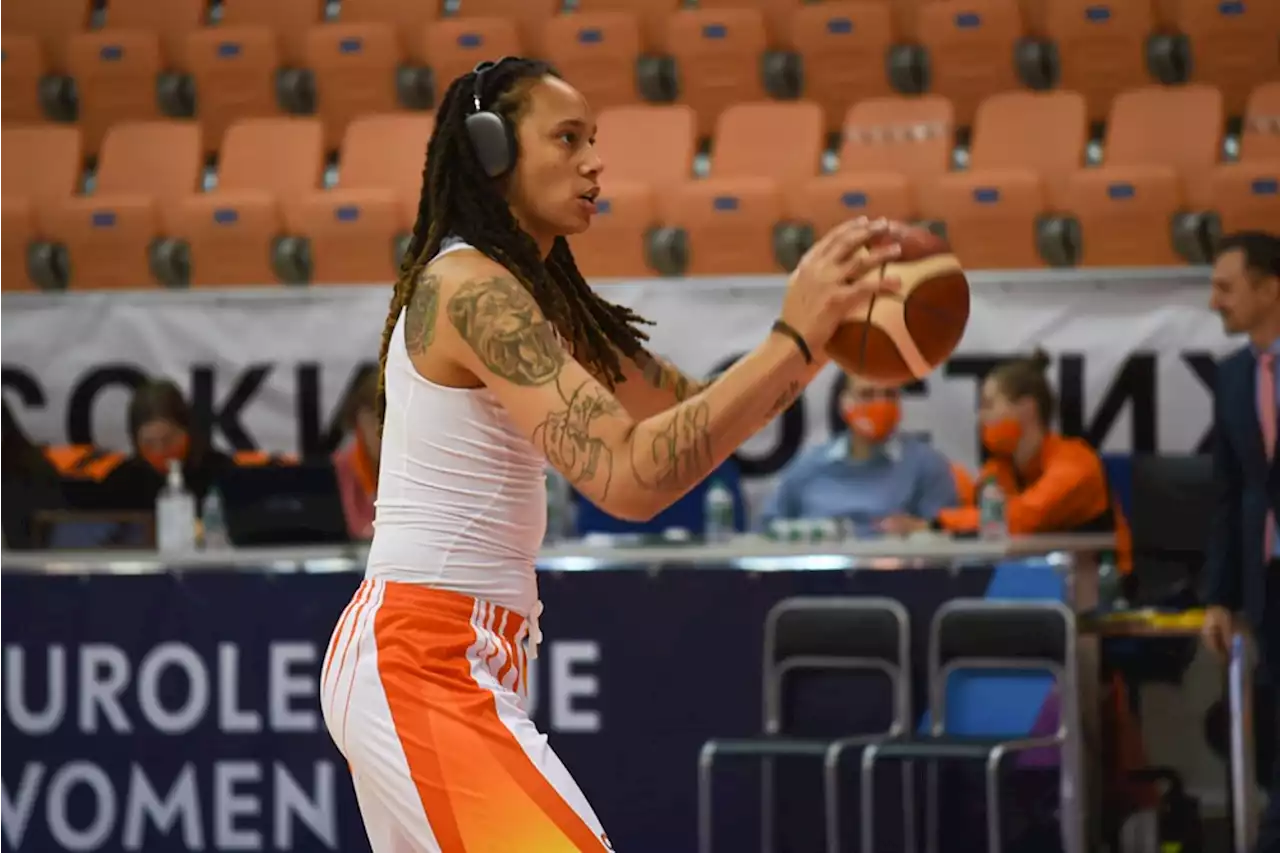 Libérée, Brittney Griner rentre aux États-Unis - BeBasket