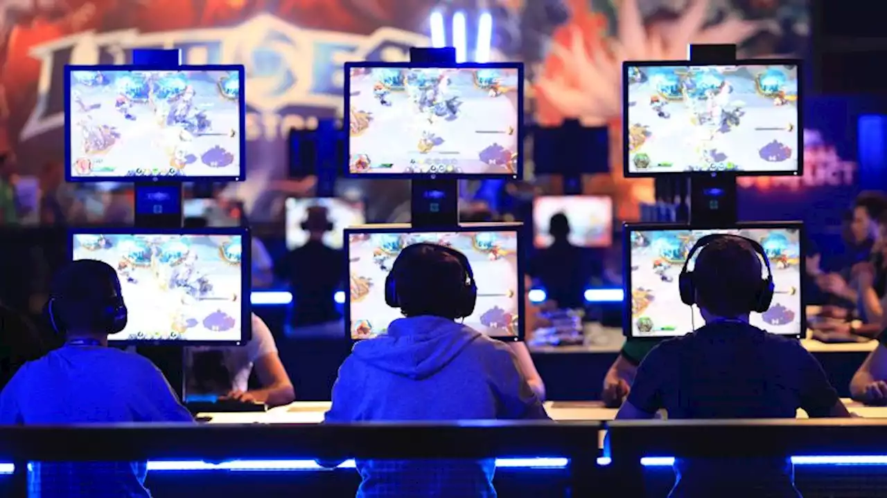 FTC sues to block Microsoft's $69 billion acquisition of Activision Blizzard | CNN Business