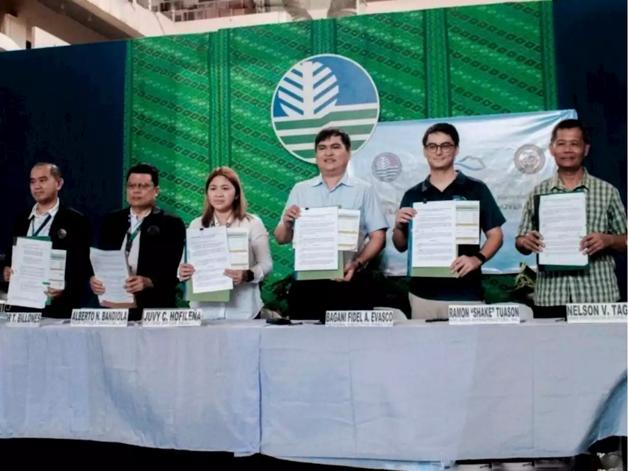 Apo Agua forges ties with DENR 11, farmers for reforestation program