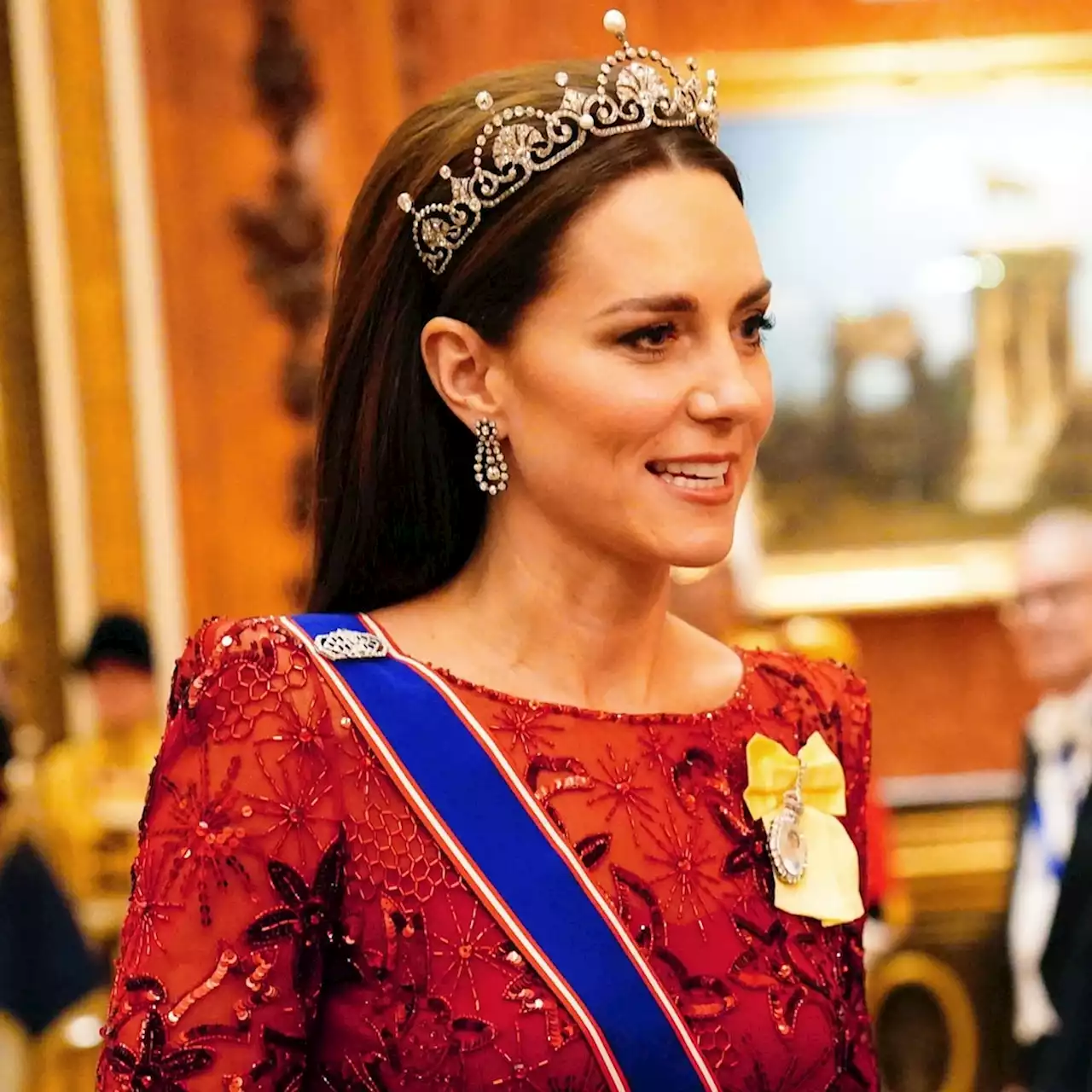 Kate Middleton Goes Full Princess Mode in Sparking Red Gown and Historic Tiara at Buckingham Palace - E! Online