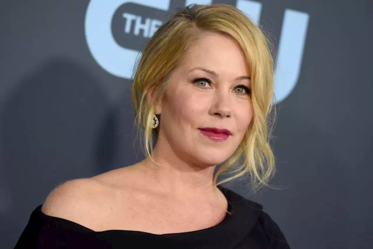 Christina Applegate Shares Her First Reaction To MS Diagnosis, Recalls Early Symptoms: ‘I Couldn’t Walk’