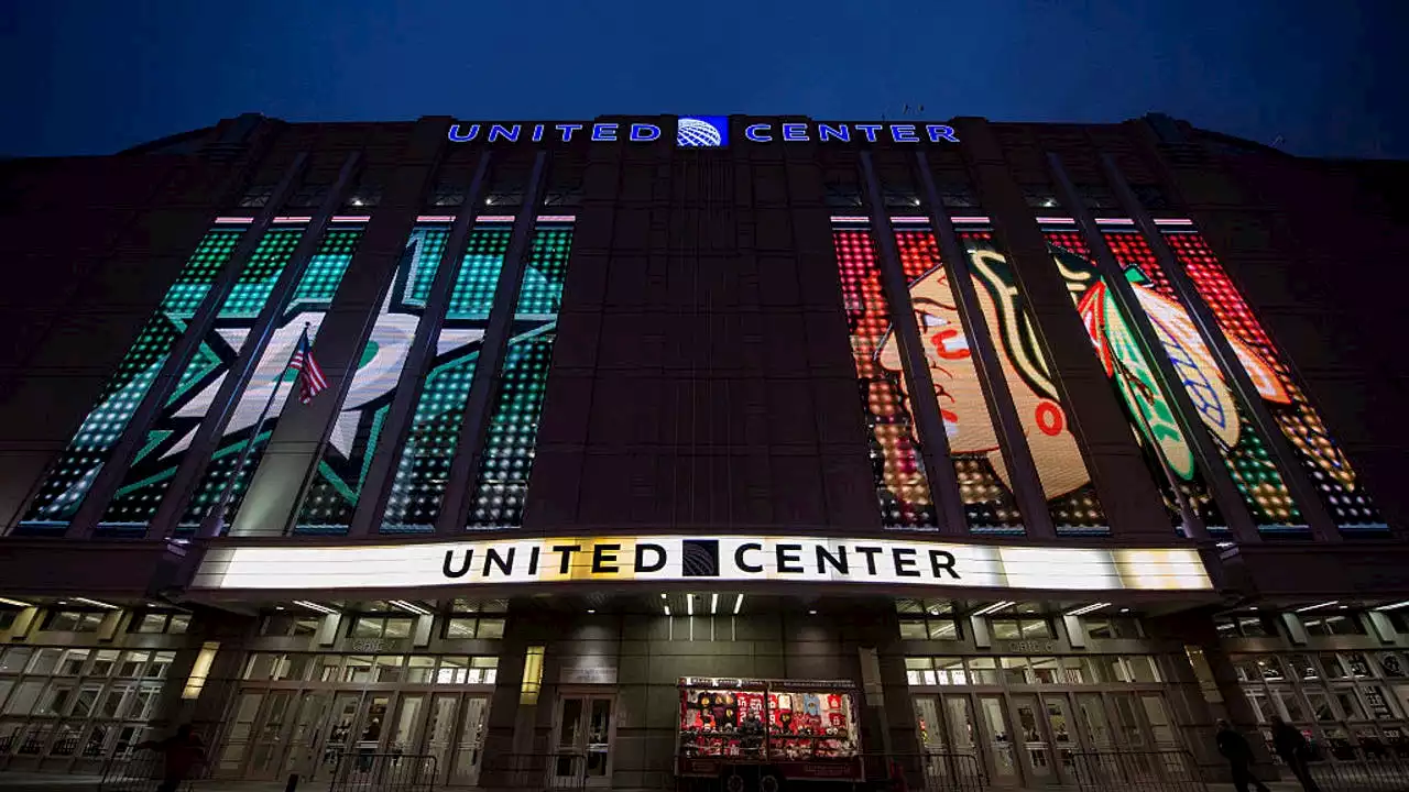 'We’re not machines': Workers at United Center allege labor abuse, demand Levy Restaurants follow the law