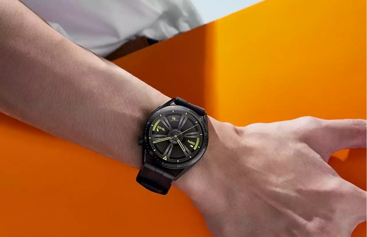 En promotion, la Huawei Watch GT 3 Active est la smartwatch idéale à offrir pour Noël