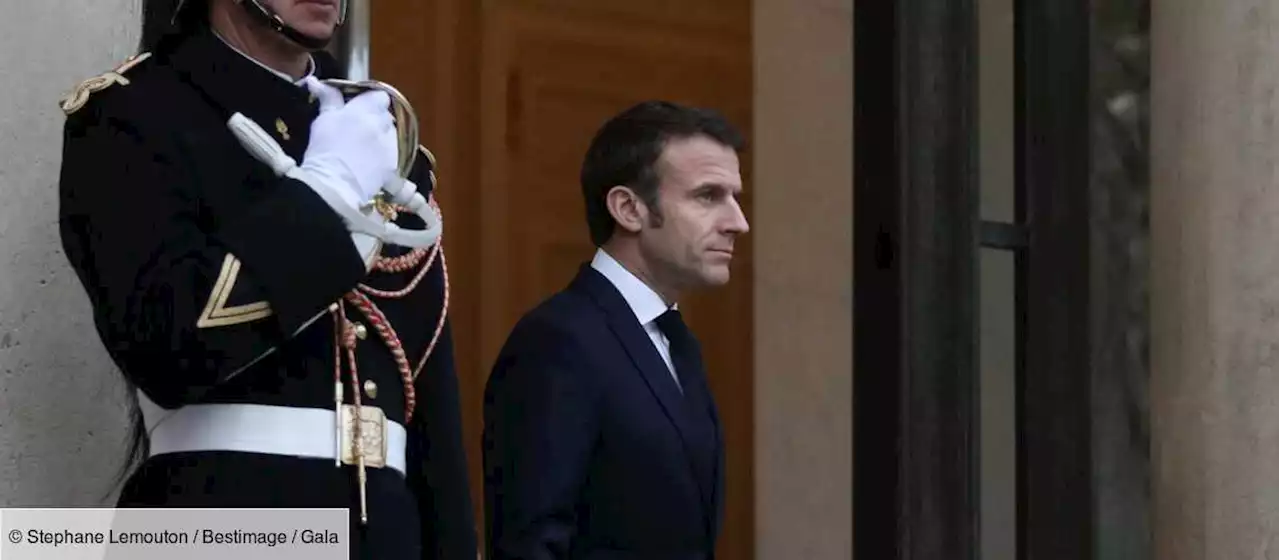 « Bienvenue en absurdie » : pourquoi l’entourage d’Emmanuel Macron s’agace - Gala