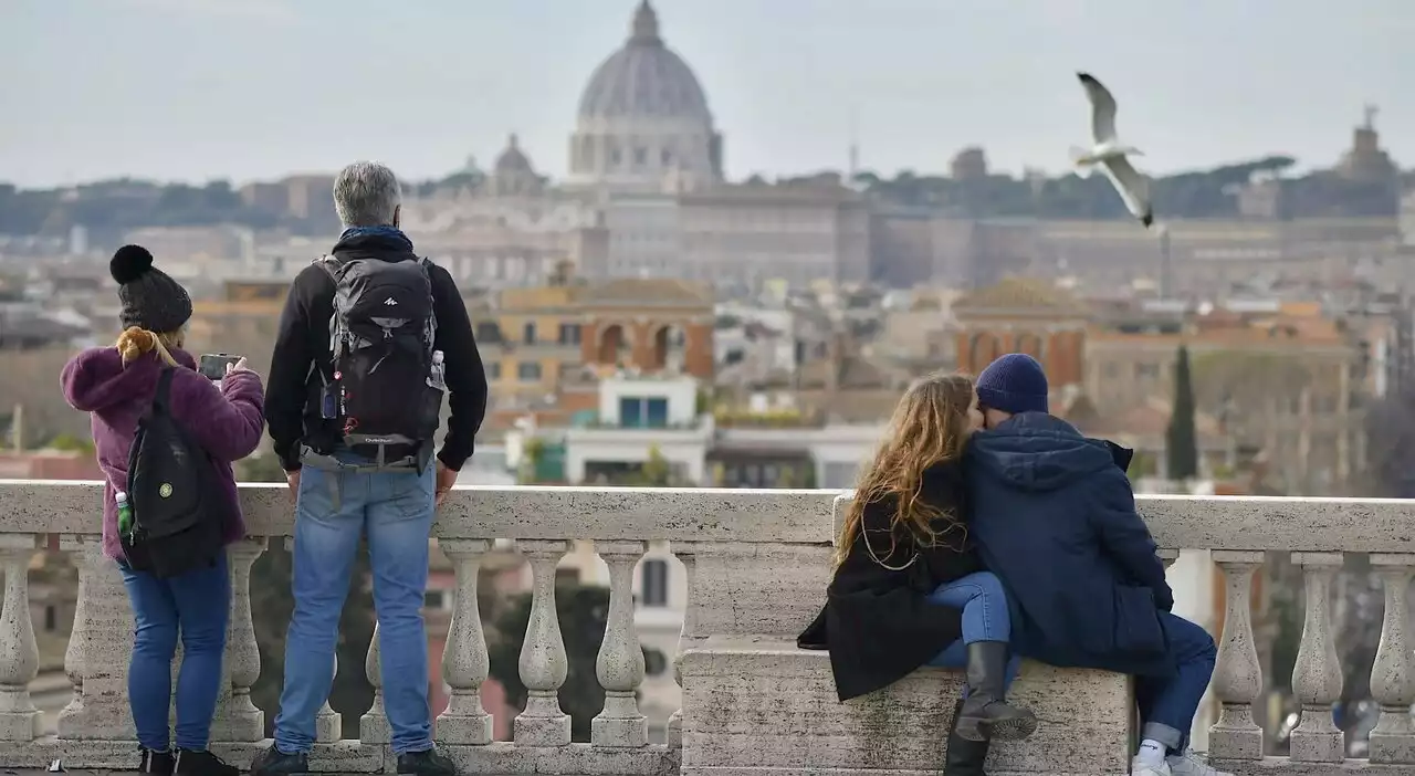 Ponte dell'Immacolata all'insegna di pioggia, vento e neve: le previsioni meteo per il weekend