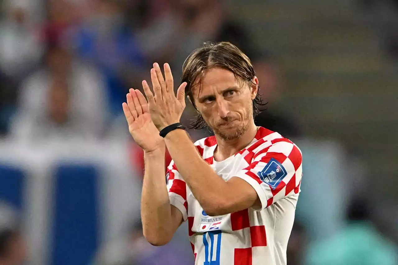 Modric elogia Vini Jr. e espera ajudar companheiros a pará-lo: 'excelente jogador'