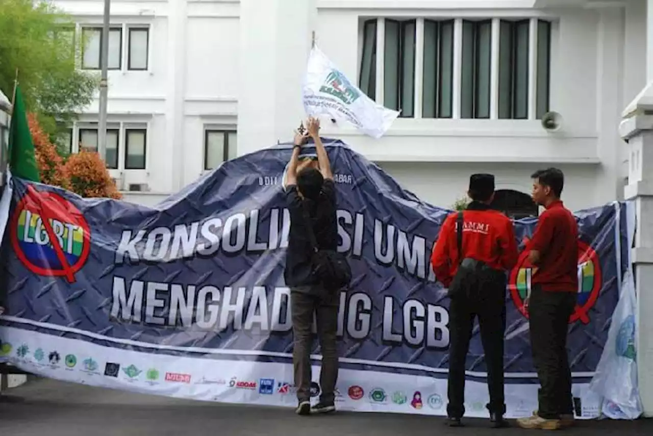 Sulitnya LGBT Mendapatkan Layanan Kesehatan di Masa Covid-19