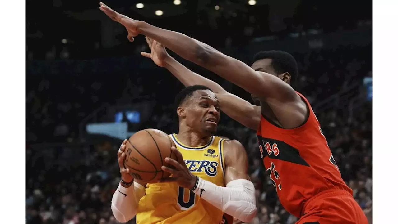 Undermanned Lakers overwhelmed by Raptors