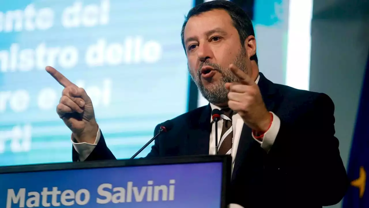 Lega, Salvini: “Sulla Tav andremo avanti superando i professionisti del no”