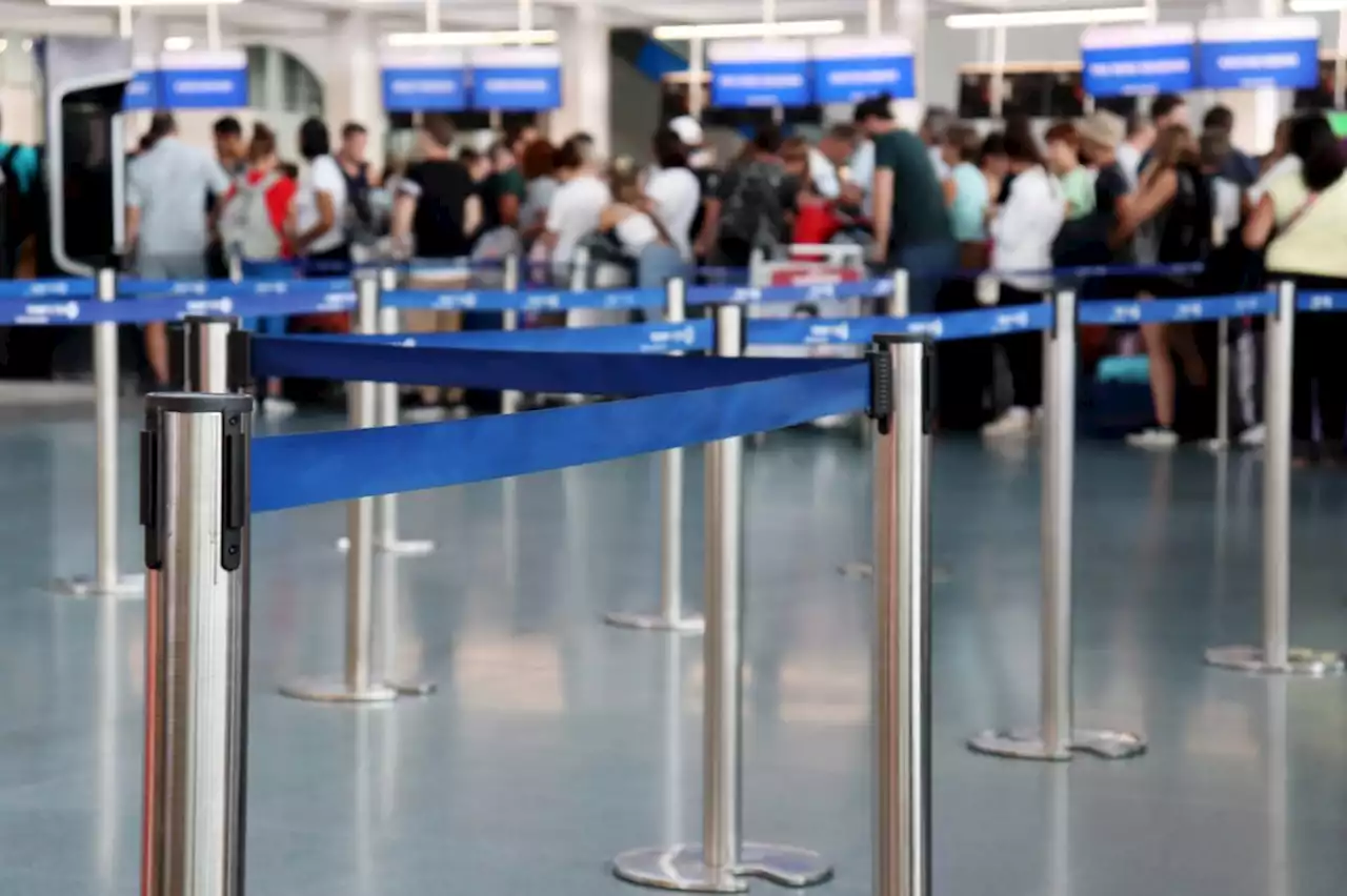 Border force strike confirmed - staff to walkout at several UK airports at Christmas