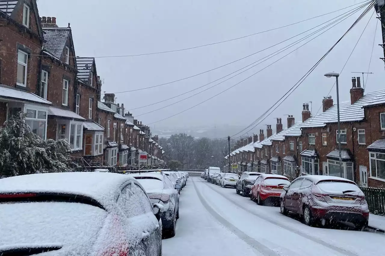 When snow is forecast in Leeds today as Met Office issues rare amber alert