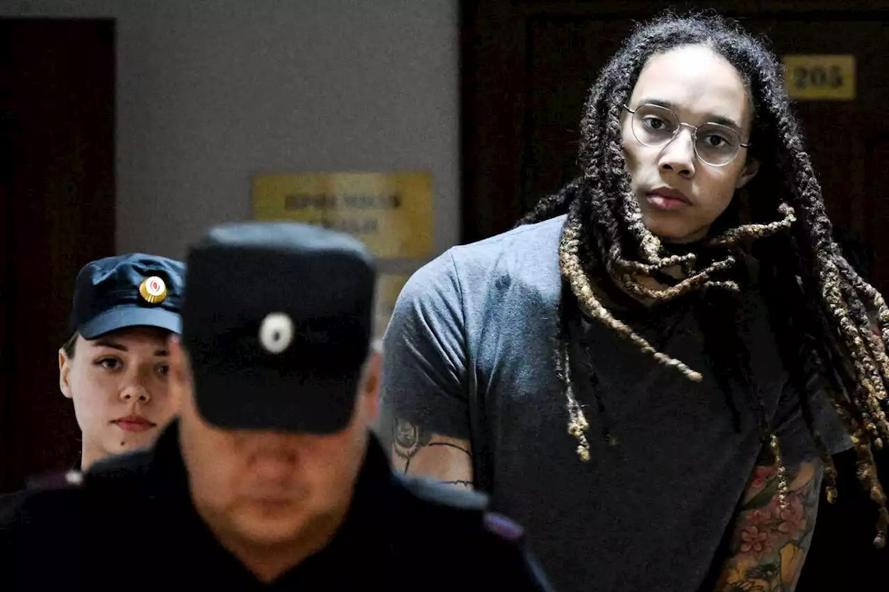 Washington et Moscou échangent des prisonniers : la basketteuse Brittney Griner contre le marchand d’armes russe Viktor Bout