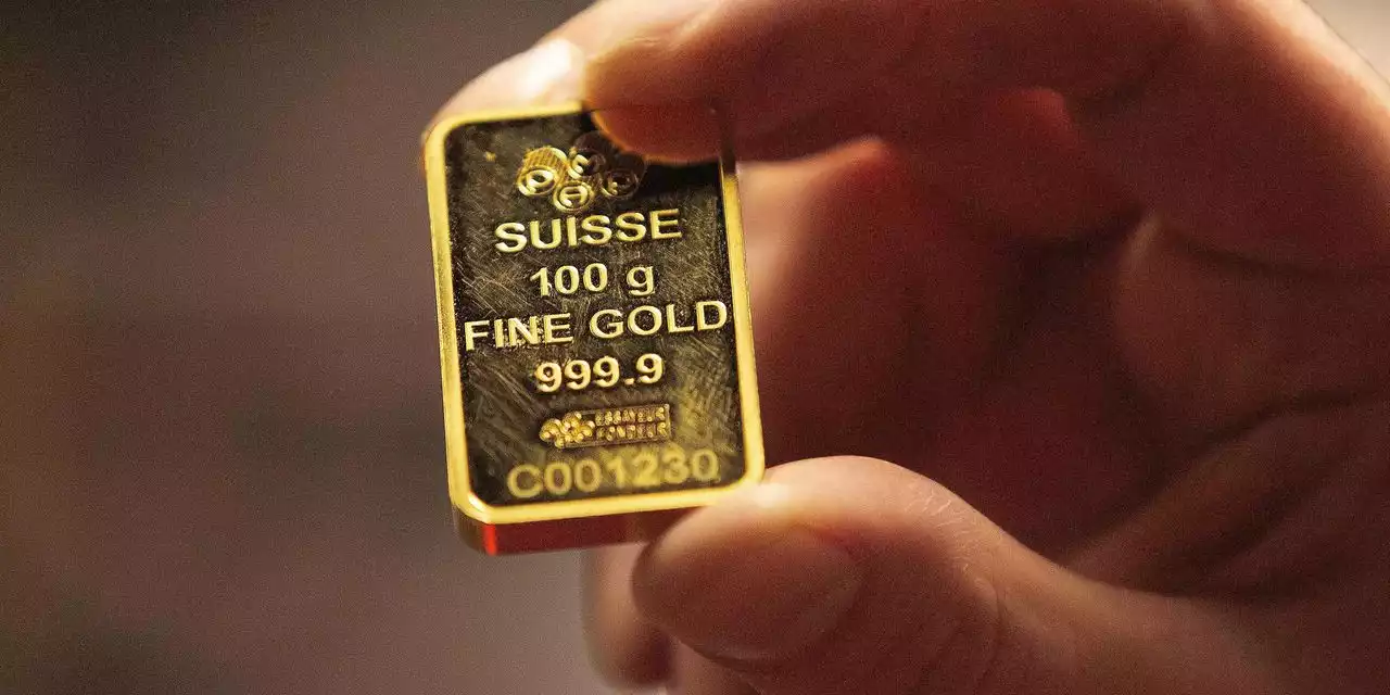 Gold prices steady near $1,800 per ounce after back-to-back gains