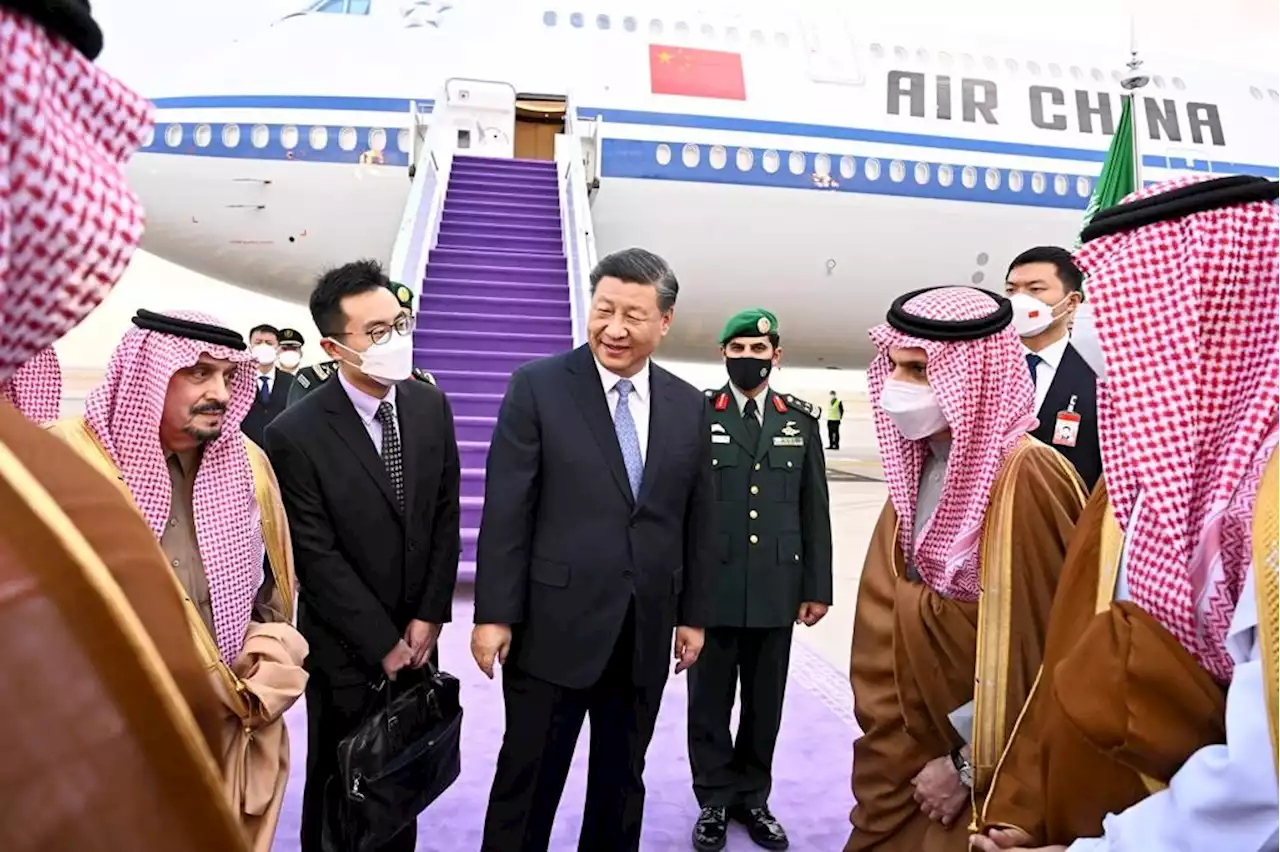 Xi wins over Arab leaders looking beyond U.S. in one of most powerful trips