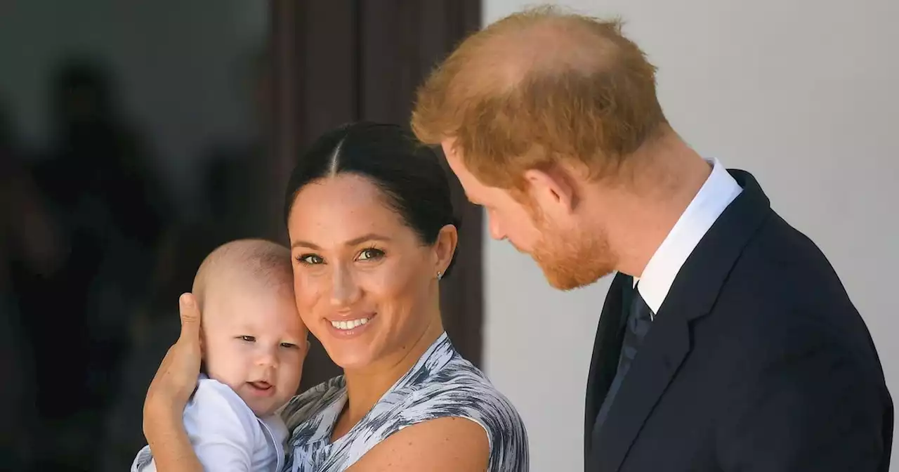 Harry & Meghan shows touching moment when Archie meets Diana's picture