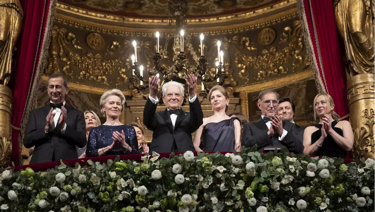 Prima della Scala, nel palco mai così reale trionfa il presidente Mattarella