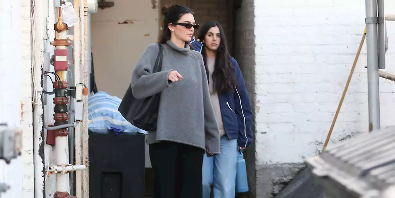 Kendall Jenner Dresses Up Her Cozy Loungewear Set With This Trendy Shoe Choice