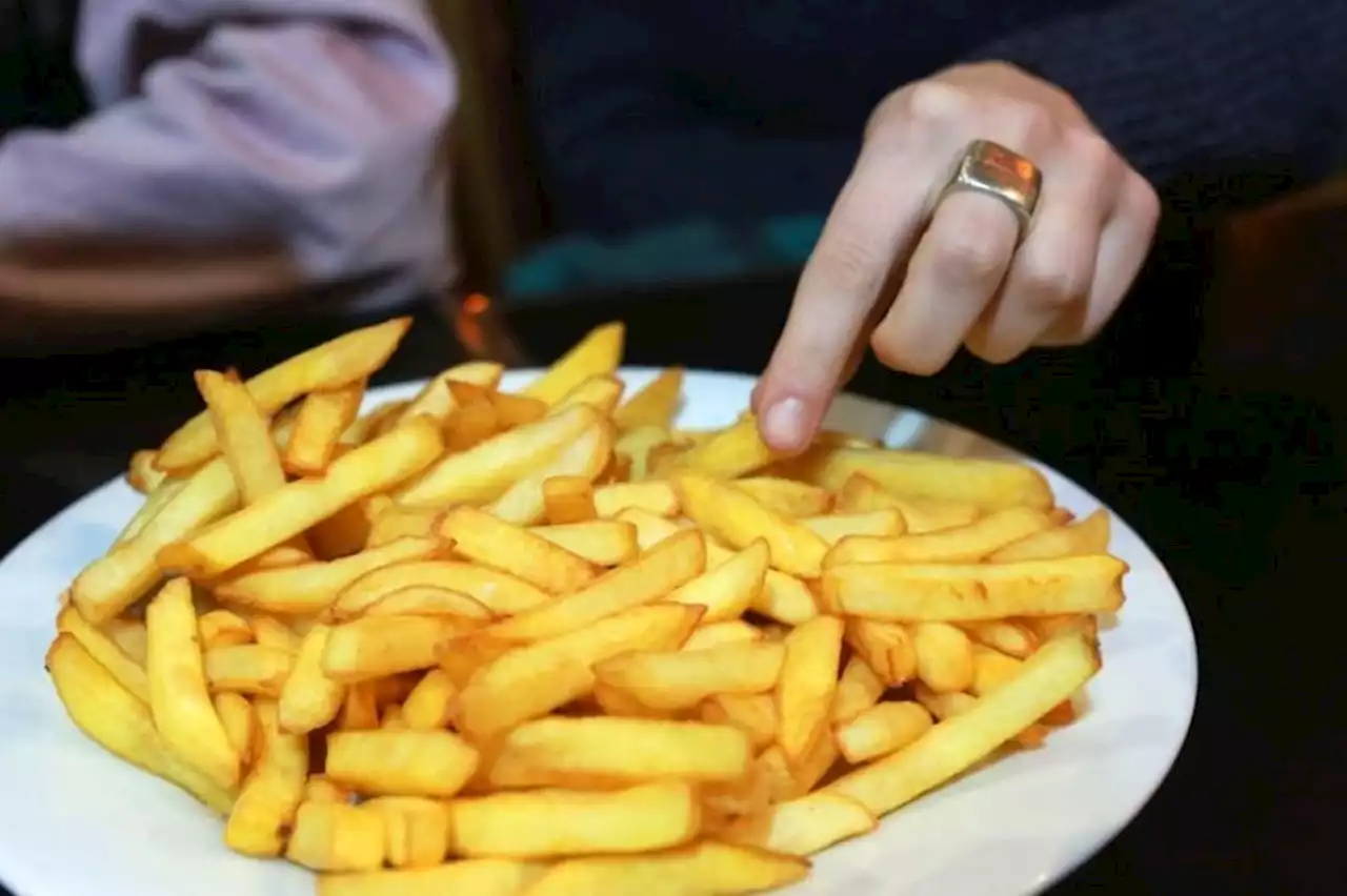 7 Makanan Penyebab Asam Lambung Naik, Jangan Dikonsumsi Berlebihan