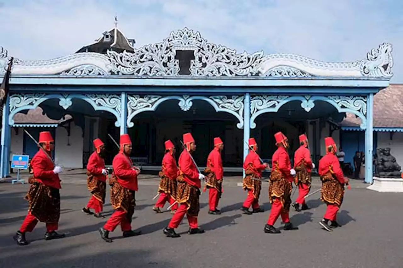 Catur Gatra Tunggal Keraton Surakarta, Kombinasi Jagad Alit dan Jagad Gede