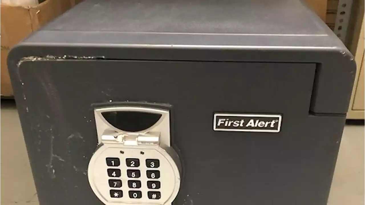 RCMP looks for owner of safe found in shopping cart